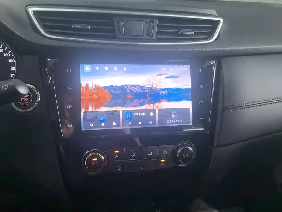 Nissan Qashqai — миниатюра 13