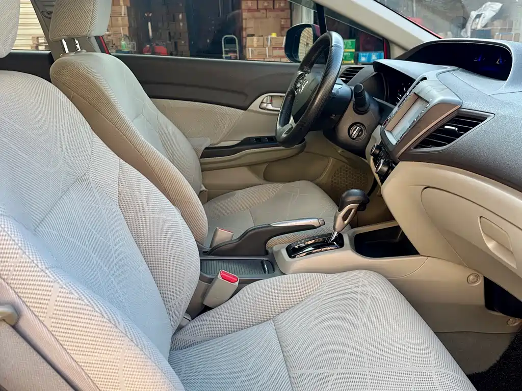 Honda Civic 2013 1.8L AT Comfort