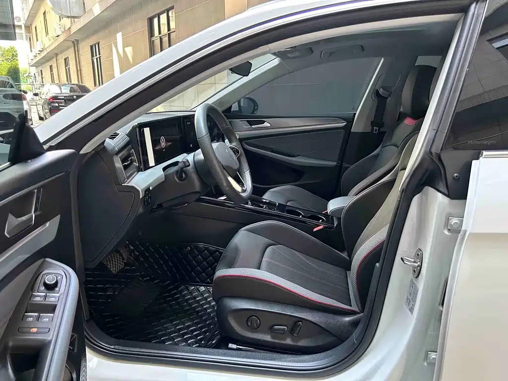 Volkswagen Lamando — миниатюра 11