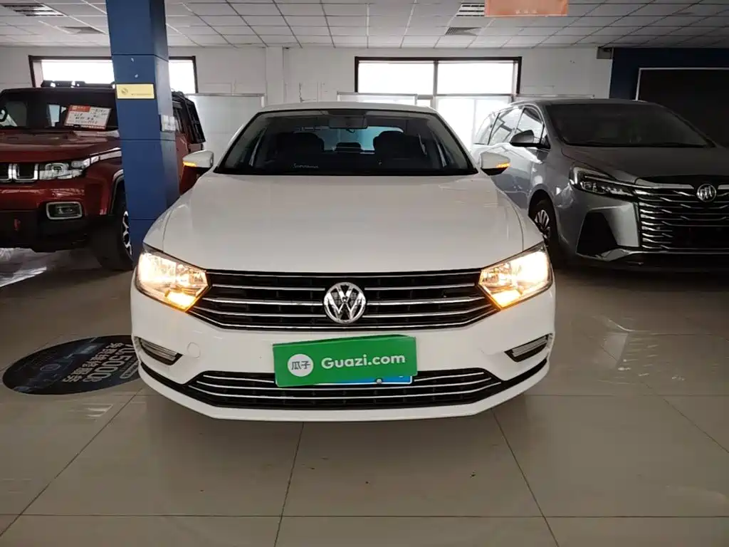 Volkswagen Bora — миниатюра 3