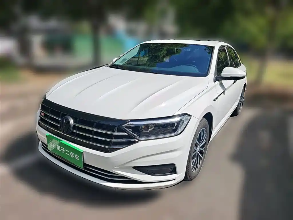 Volkswagen Sagitar 2020