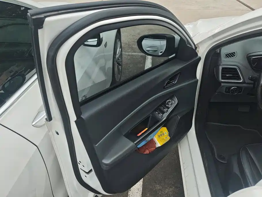 Ford Escort — миниатюра 7