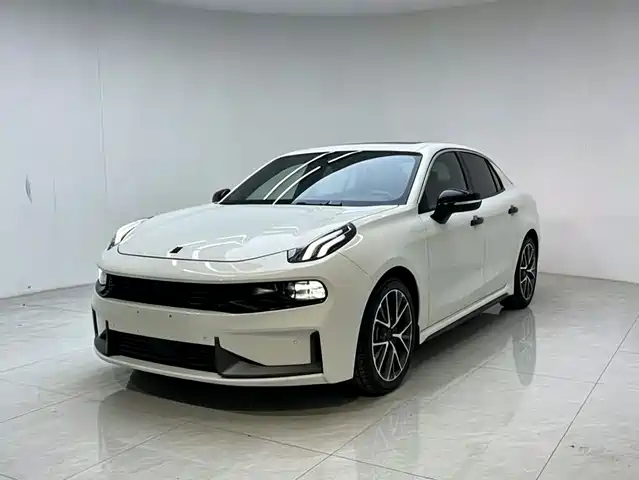 2023 Lynk & Co 03