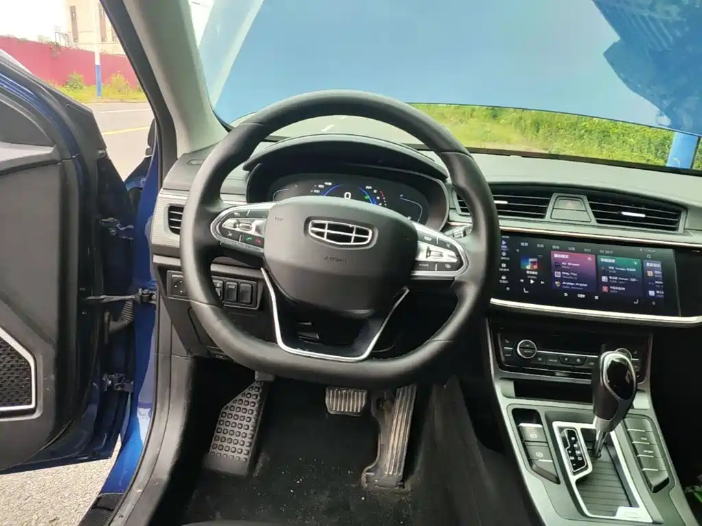 Geely Emgrand GL — миниатюра 11