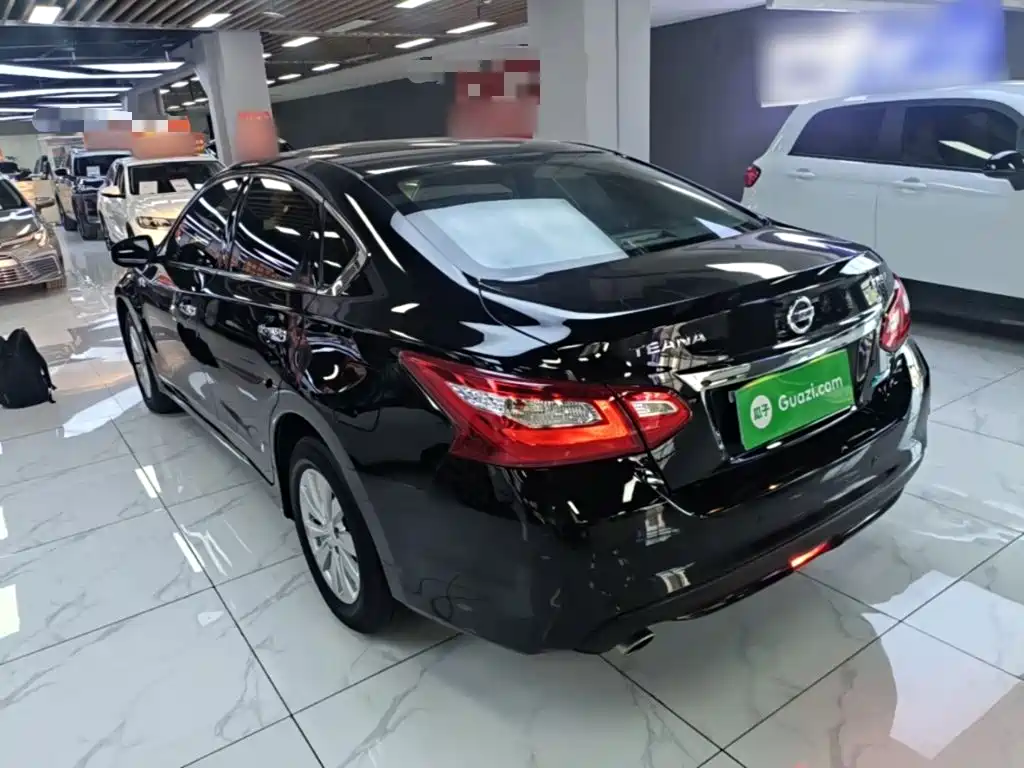 Nissan Teana — миниатюра 5