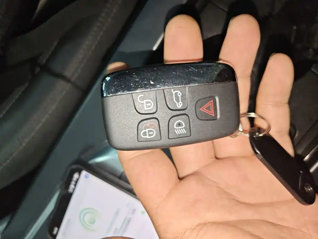 Land Rover Discovery Sport — миниатюра 9