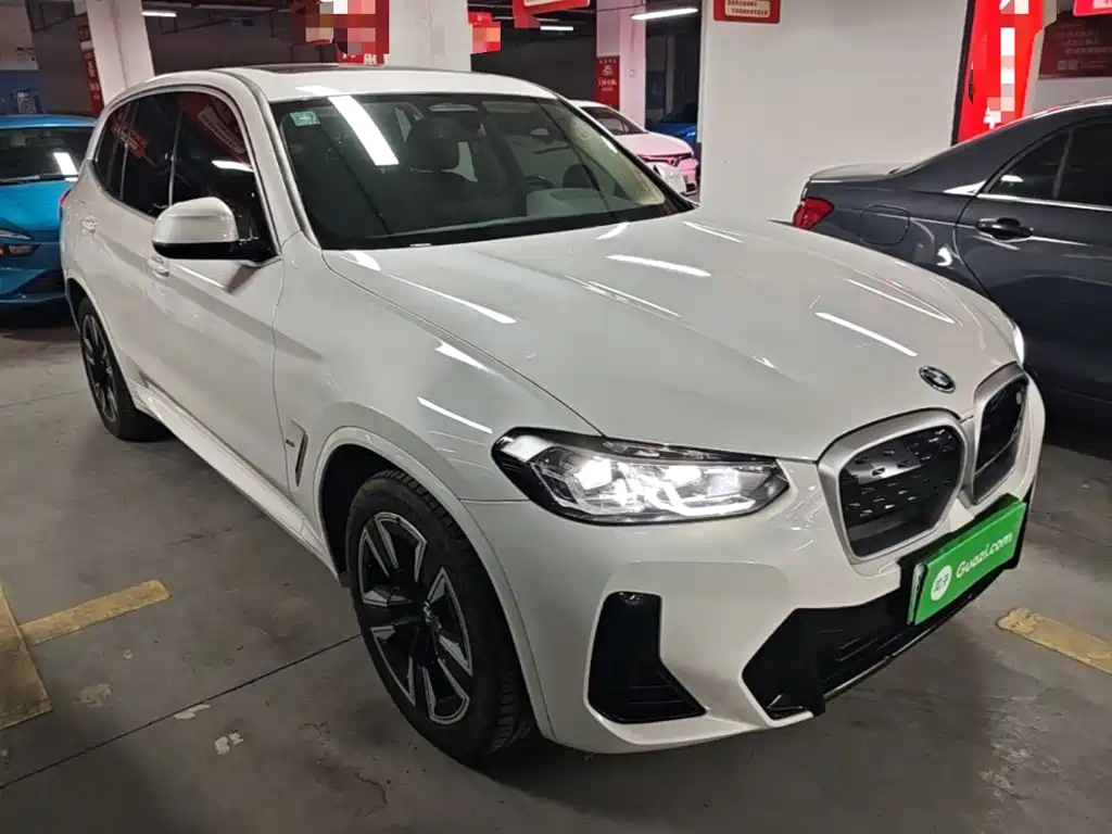 BMW iX3 — миниатюра 4