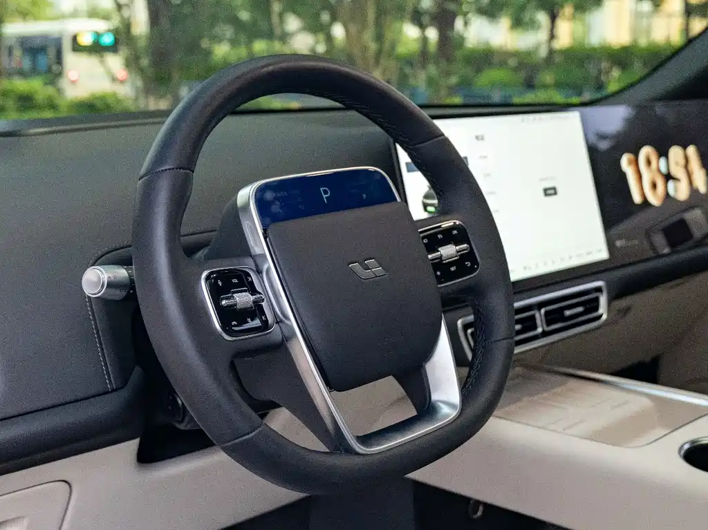 Li Auto Li L9 — миниатюра 6