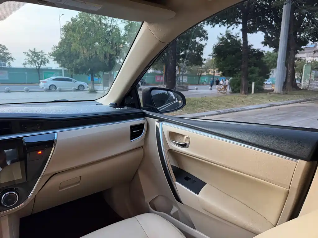 Toyota Corolla — миниатюра 14