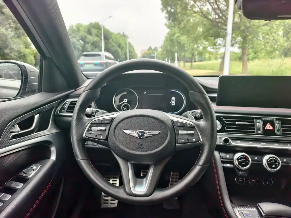 Genesis G70 — миниатюра 11