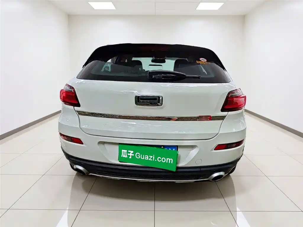 Qoros 3 2016 SUV 1.6T AT