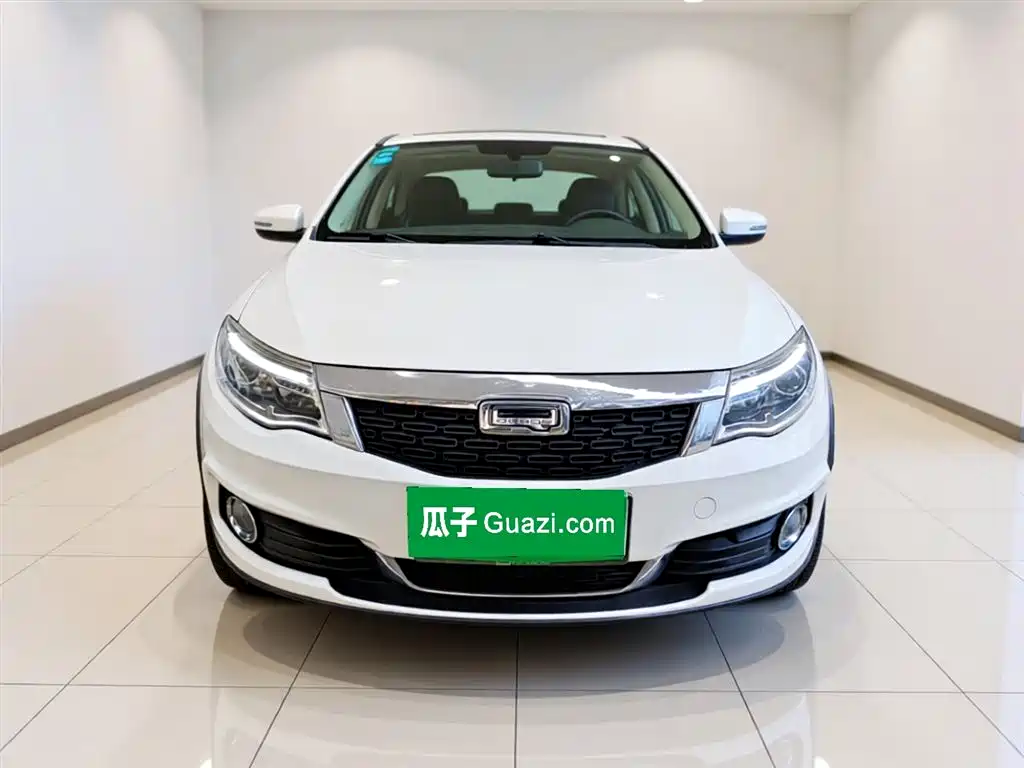 Qoros 3 2016 SUV 1.6T AT