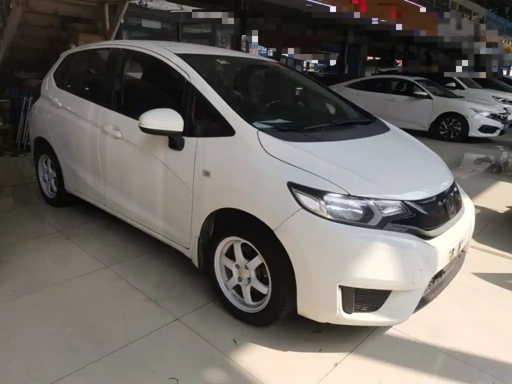 Honda Fit — миниатюра 4