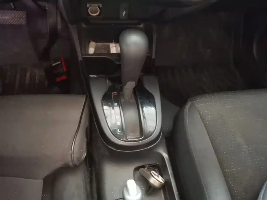 Honda Fit — миниатюра 14