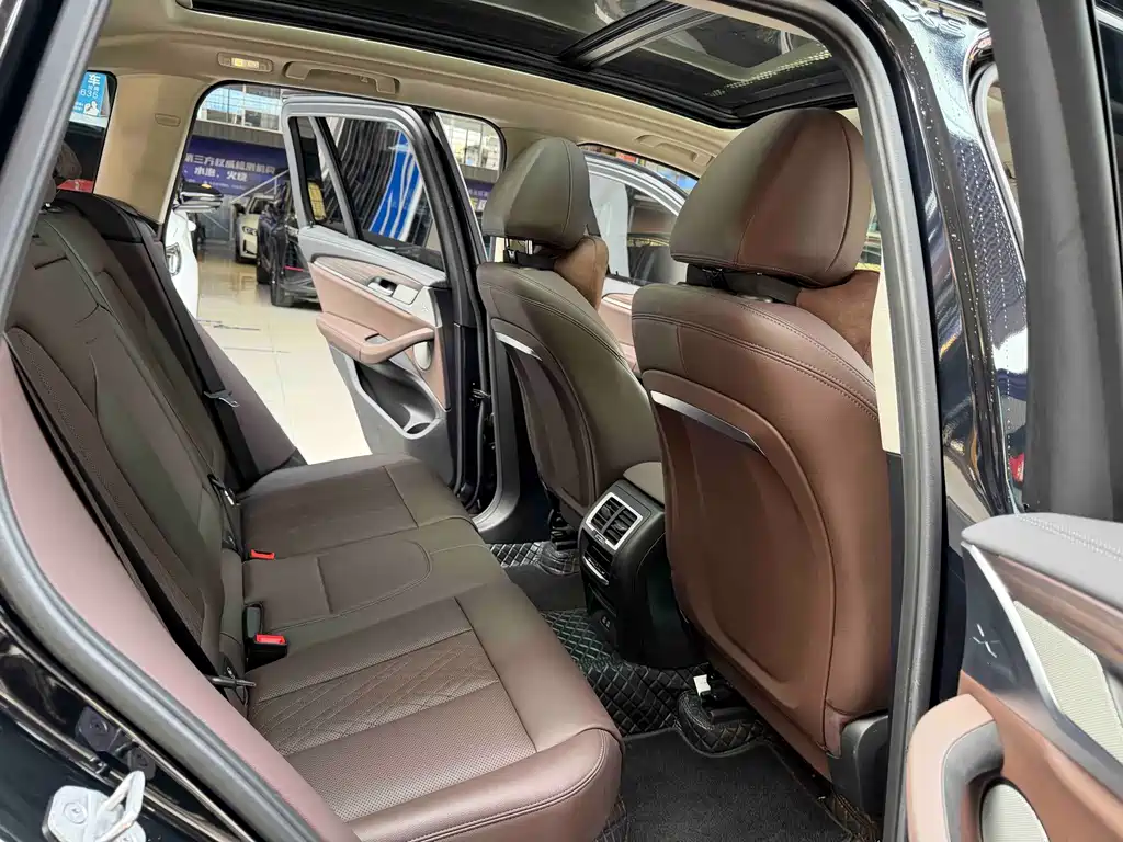 BMW X3 — миниатюра 18