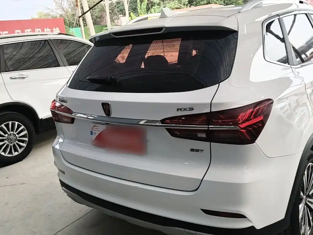 Roewe RX5 — миниатюра 6