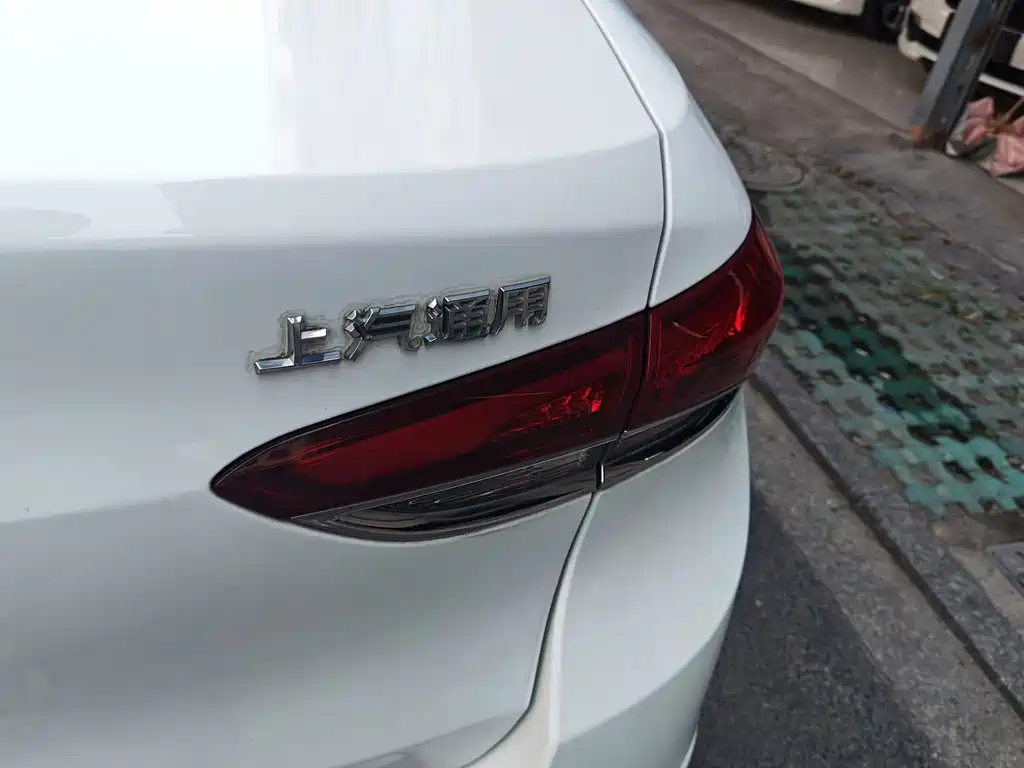 Buick Excelle — миниатюра 12