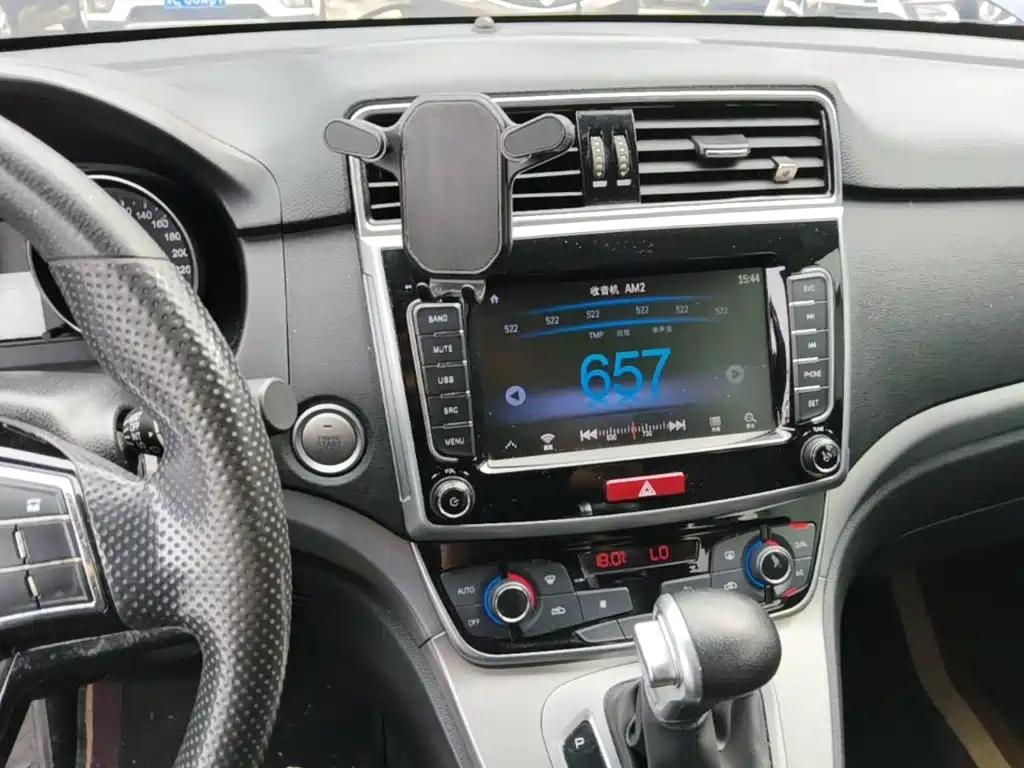 Haval M6 — миниатюра 13