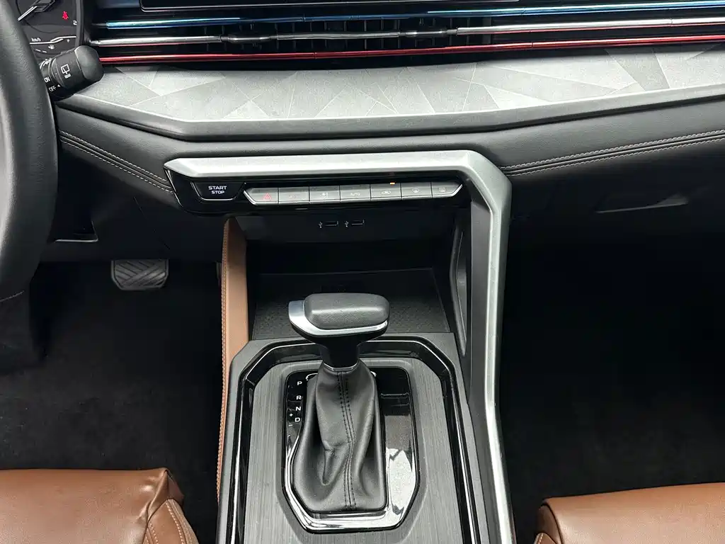 Geely Vision X6 — миниатюра 15