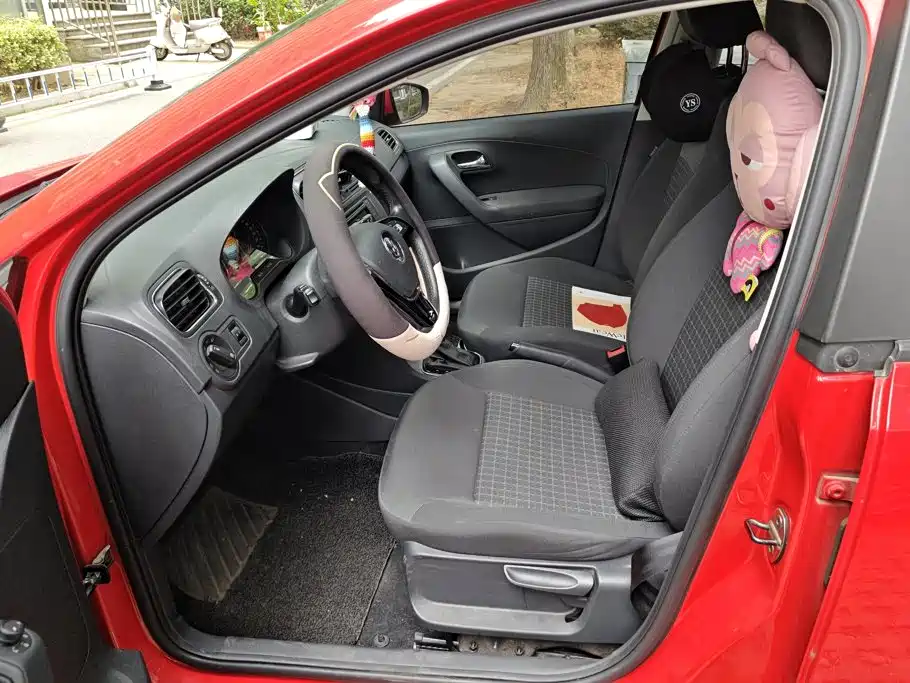 Volkswagen Polo — миниатюра 9