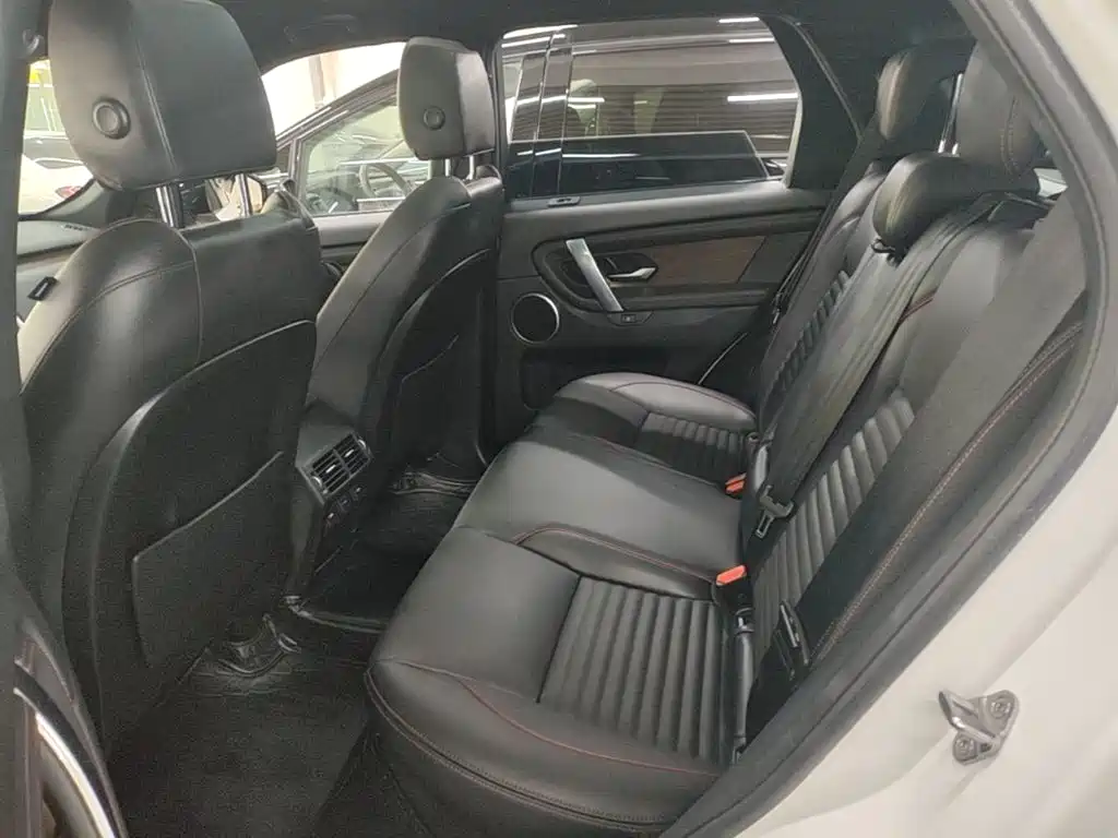 Land Rover Discovery Sport — миниатюра 17