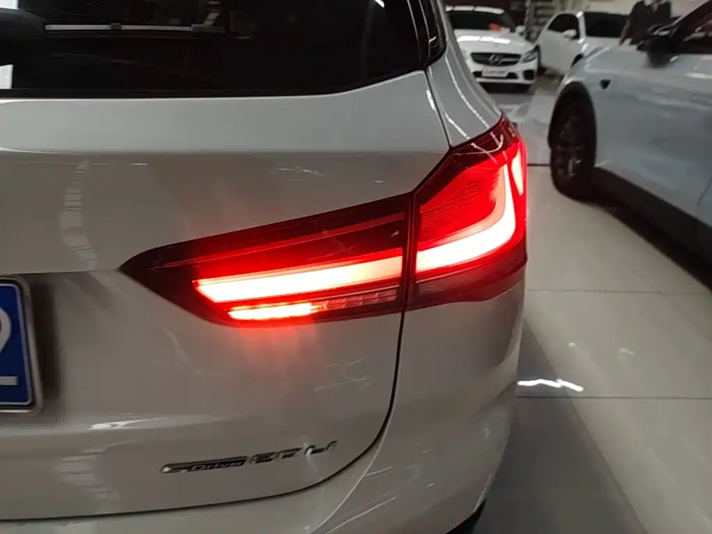 BMW X1 — миниатюра 8