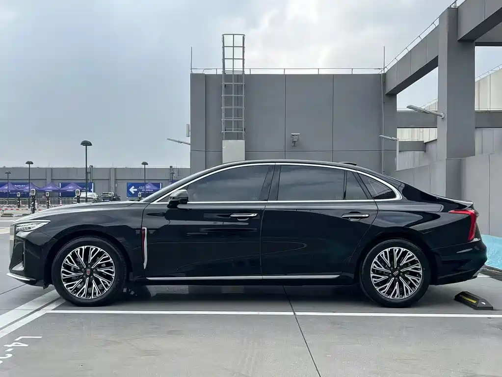Hongqi Hongqi H5 — миниатюра 11