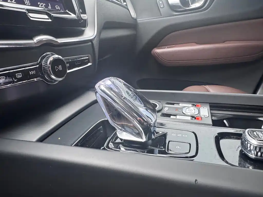 Volvo XC60 — миниатюра 13