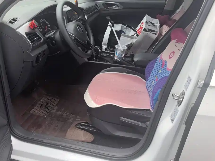Volkswagen T-Cross — миниатюра 9