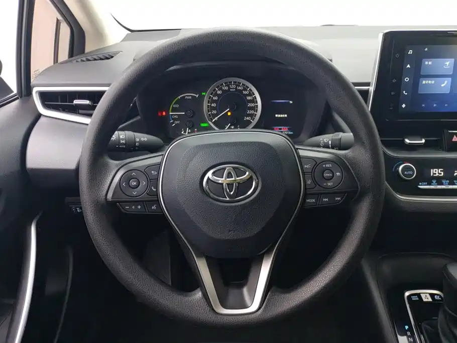 Toyota Corolla — миниатюра 15