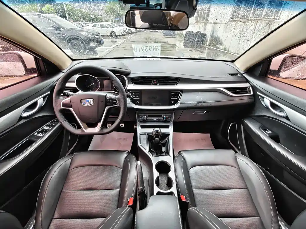 Geely Vision S1 — миниатюра 9