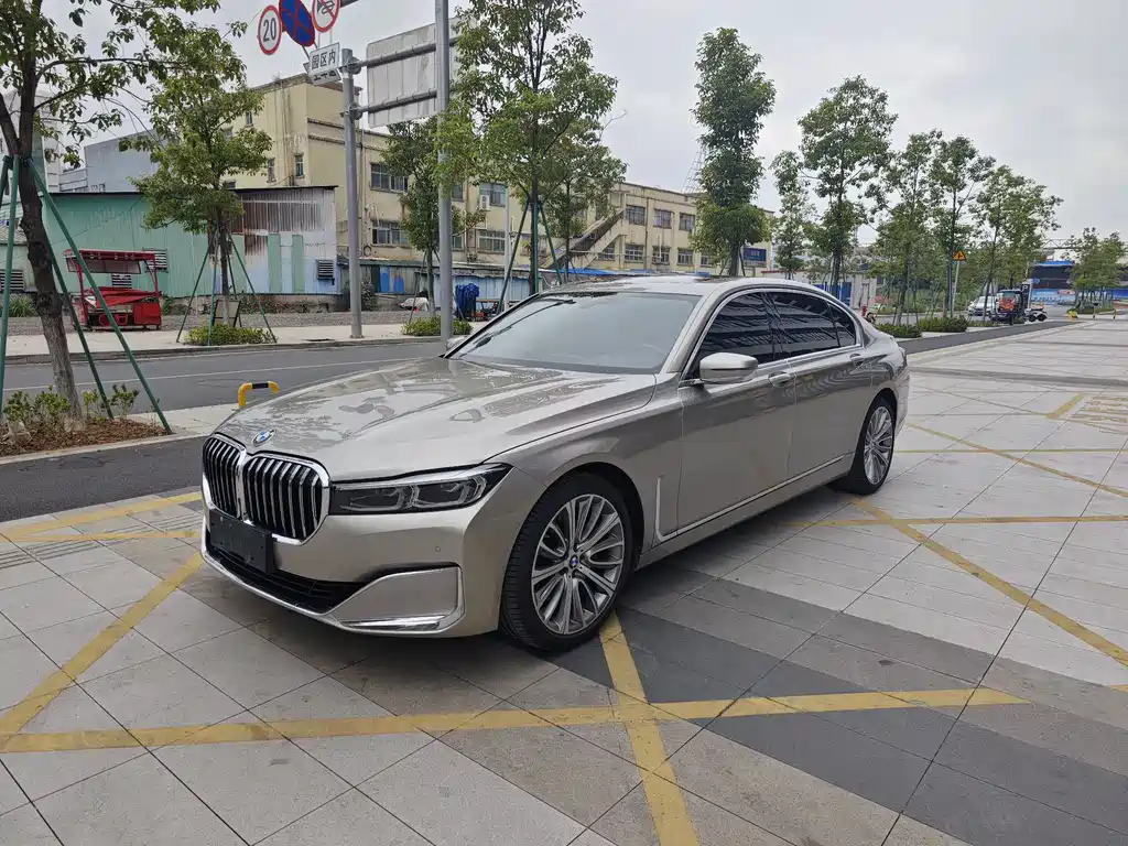 BMW 7 Series 7 2021 740Li Lead Luxury