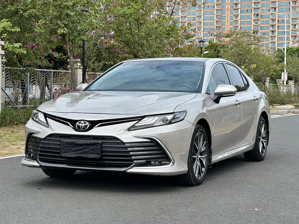 Toyota Camry 2023