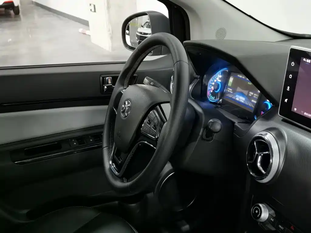 BAIC New Energy EC5 — миниатюра 22