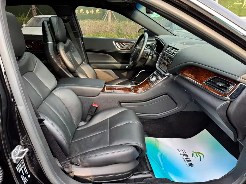 Lincoln Continental 2017 3.0T