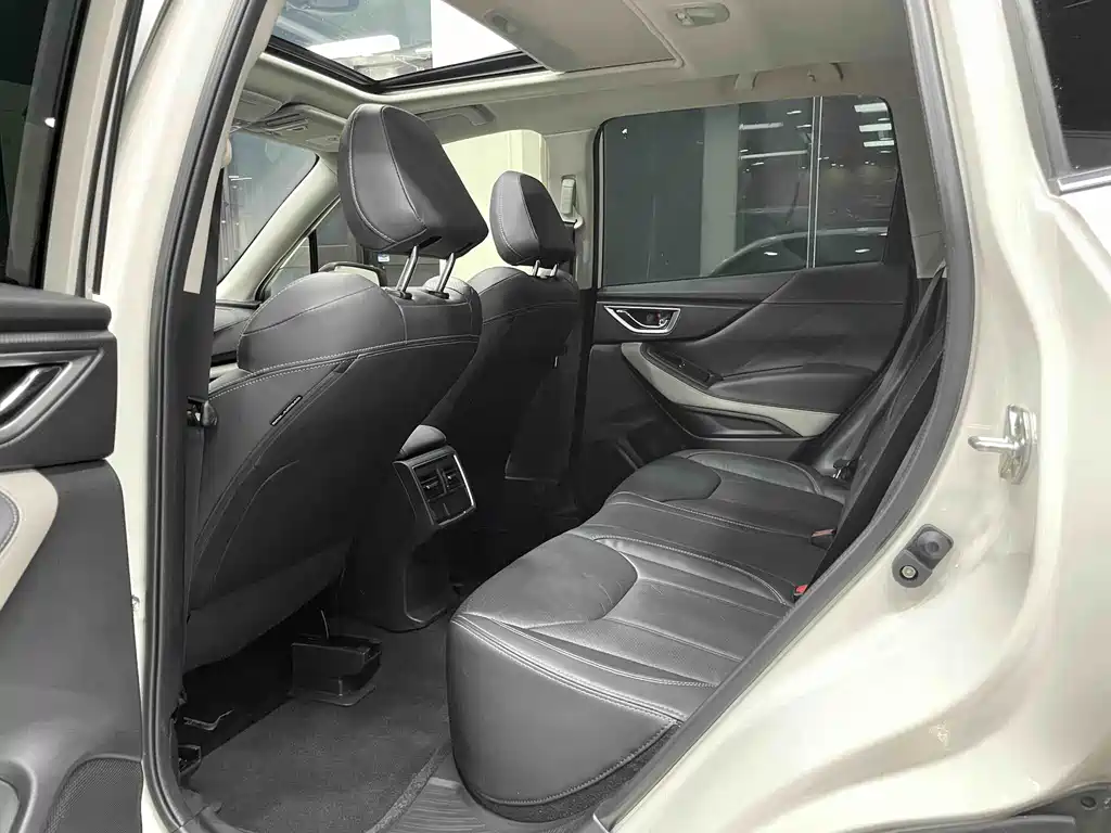 Subaru Forester 2022 2.0i AWD Luxury EyeSight
