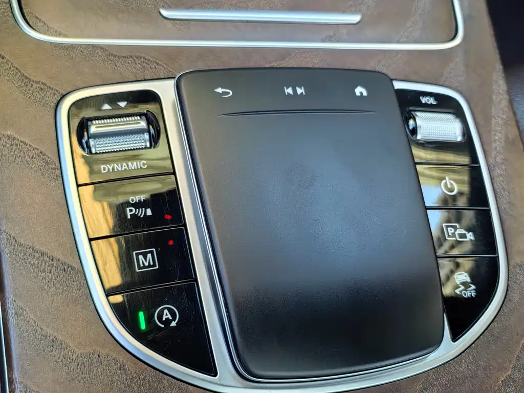 Mercedes-Benz GLC — миниатюра 13