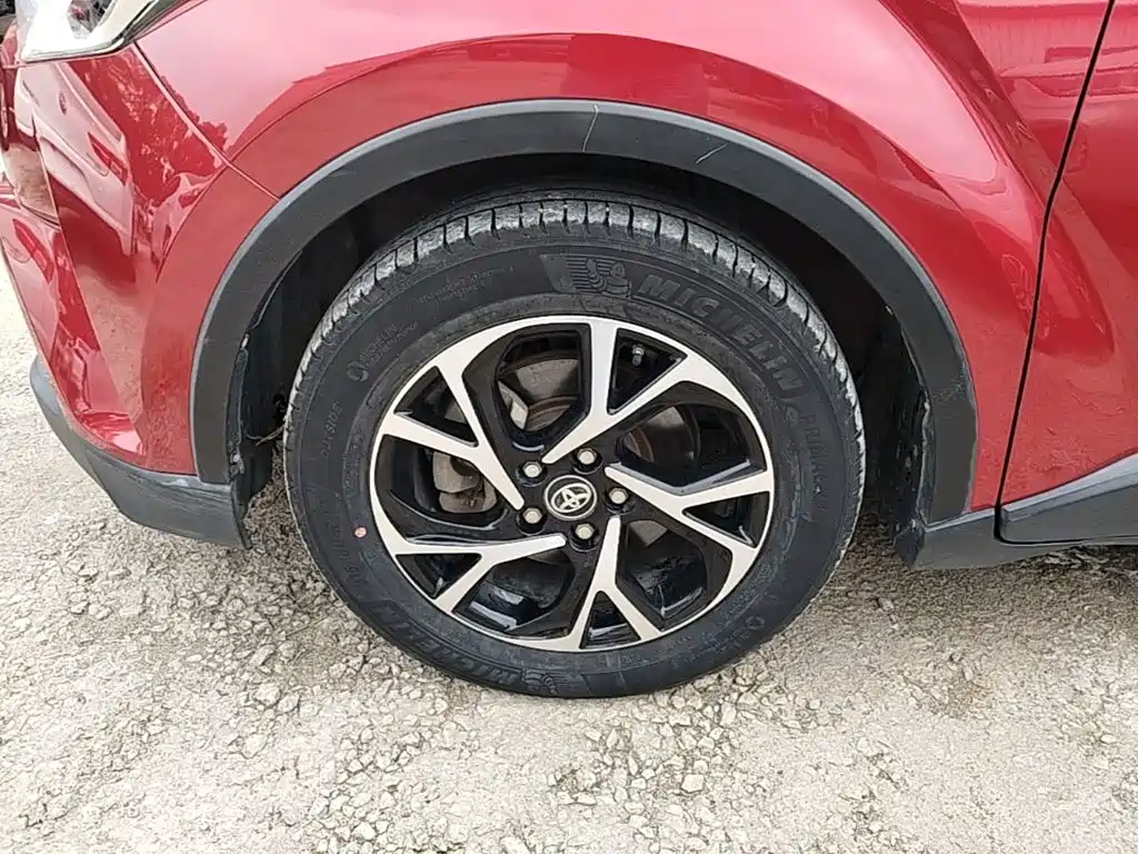 Toyota C-HR — миниатюра 23