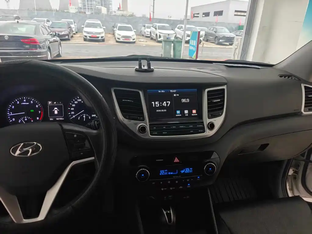 Hyundai Tucson — миниатюра 13
