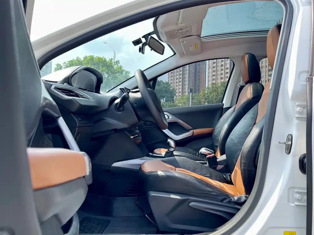 Peugeot 2008 — миниатюра 9