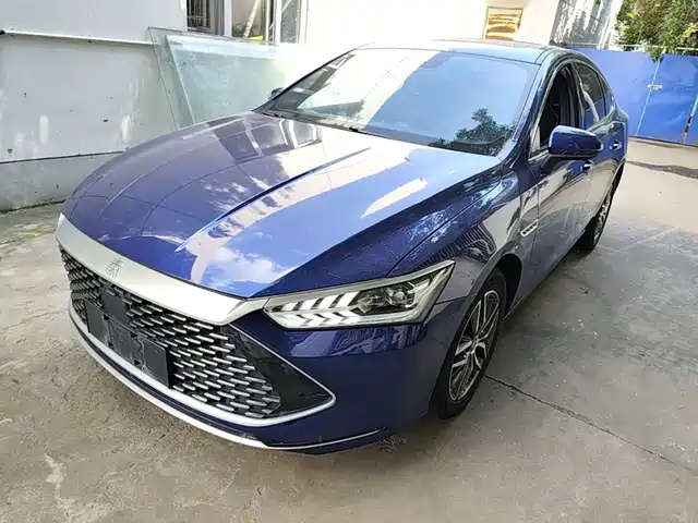 2022 BYD Qin