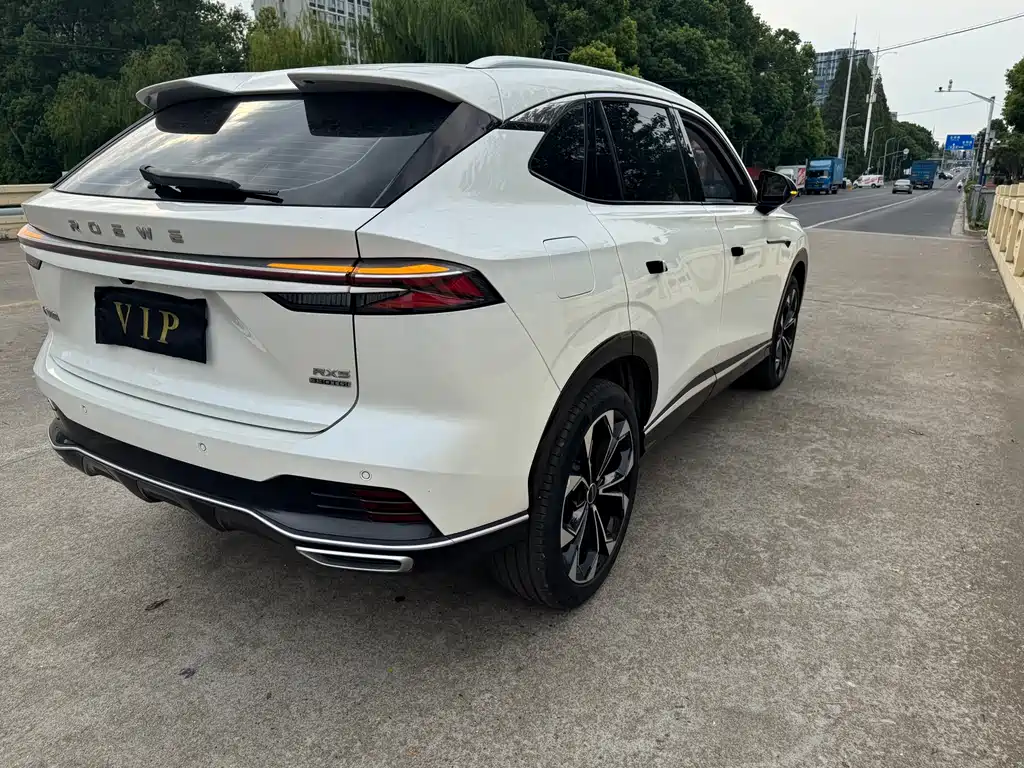 ROEWE RX5