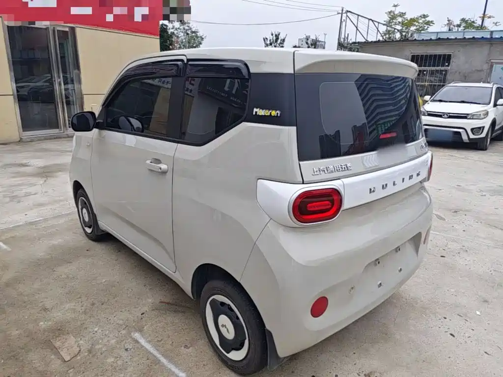 Wuling MINIEV — миниатюра 5