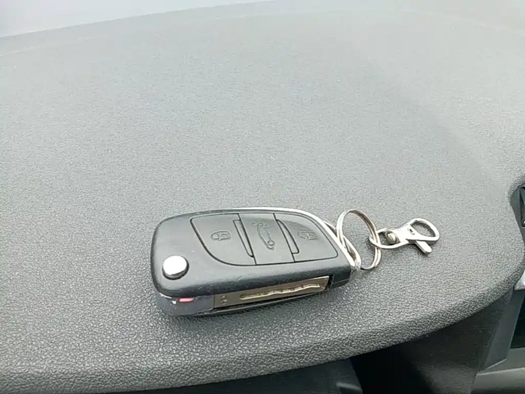Citroen C4L — миниатюра 9