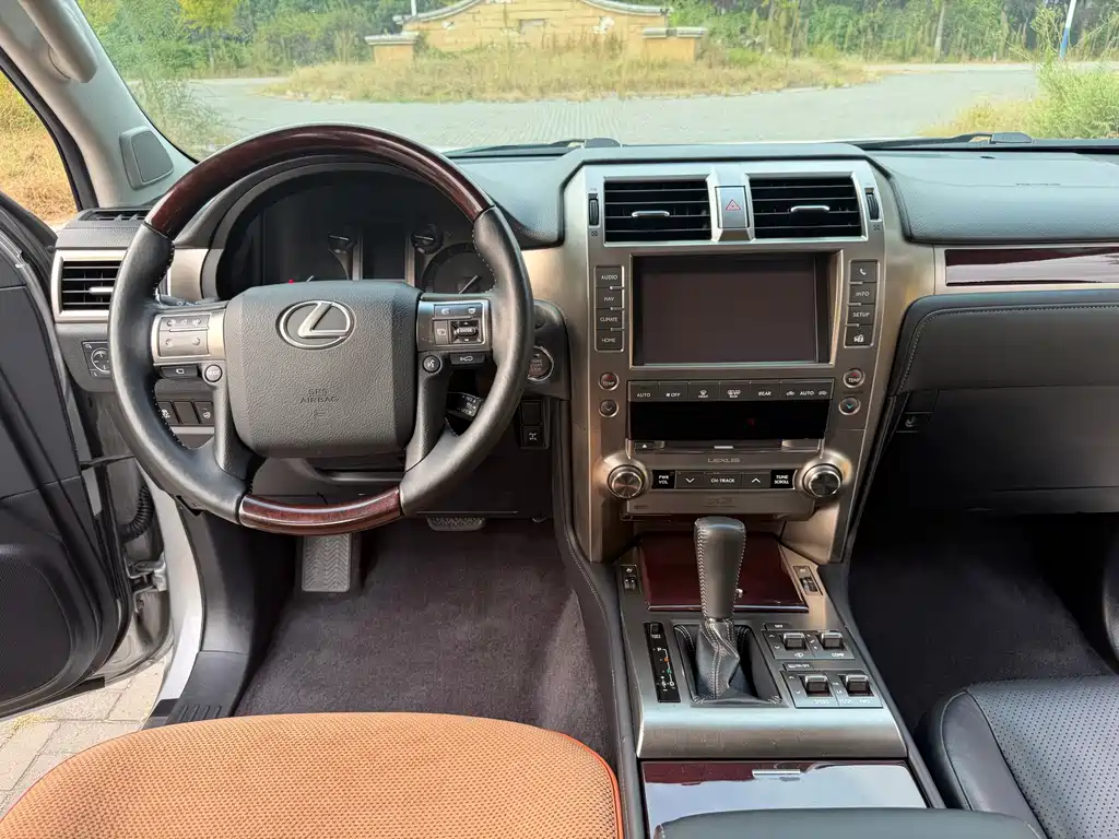 Lexus GX — миниатюра 17