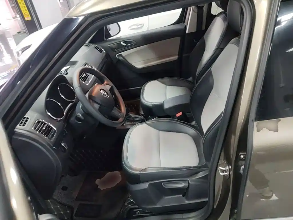 Skoda Yeti — миниатюра 15