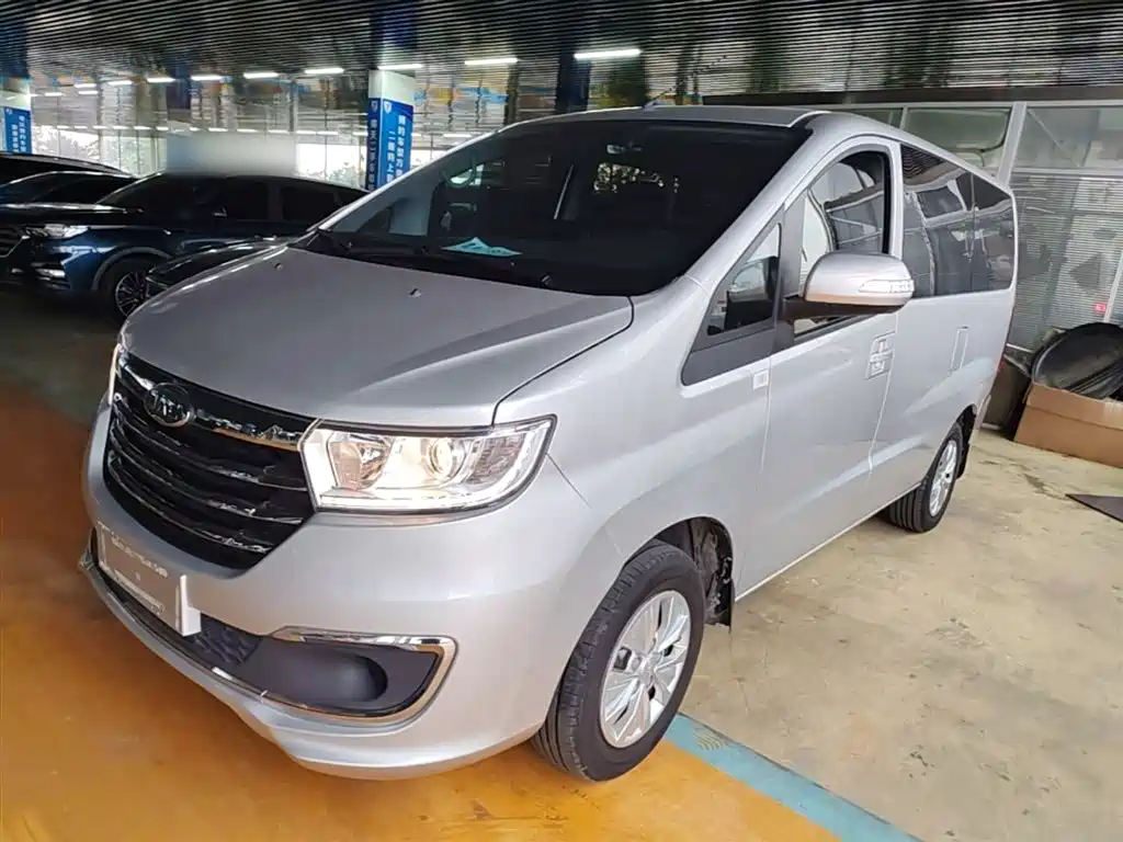 Купить JAC Refine Refine M3