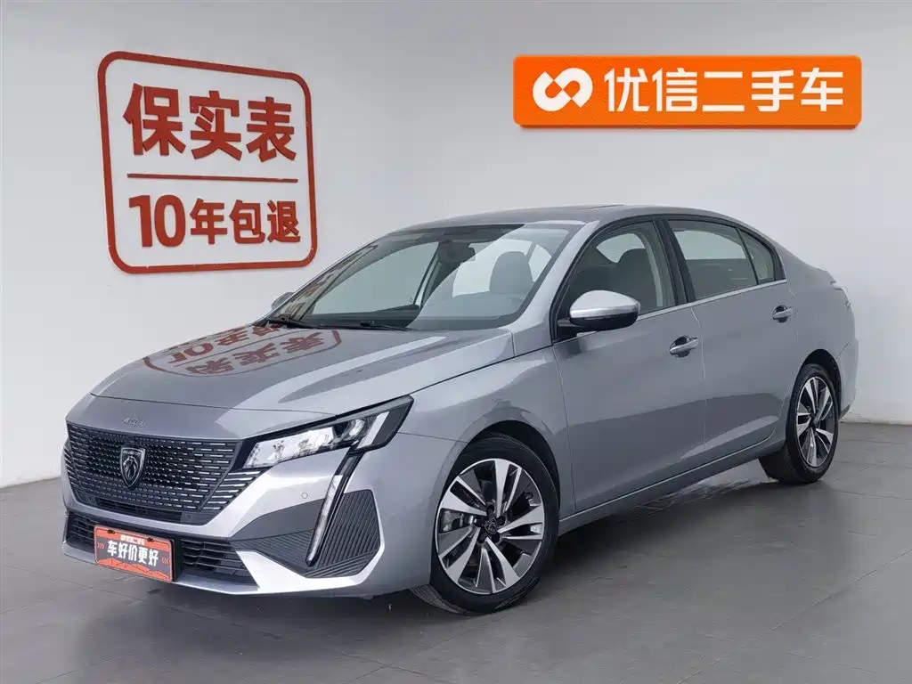 Peugeot 408 2022