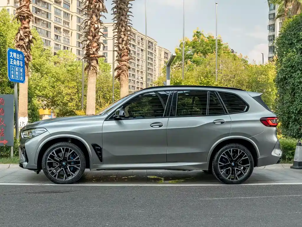 BMW X5 M