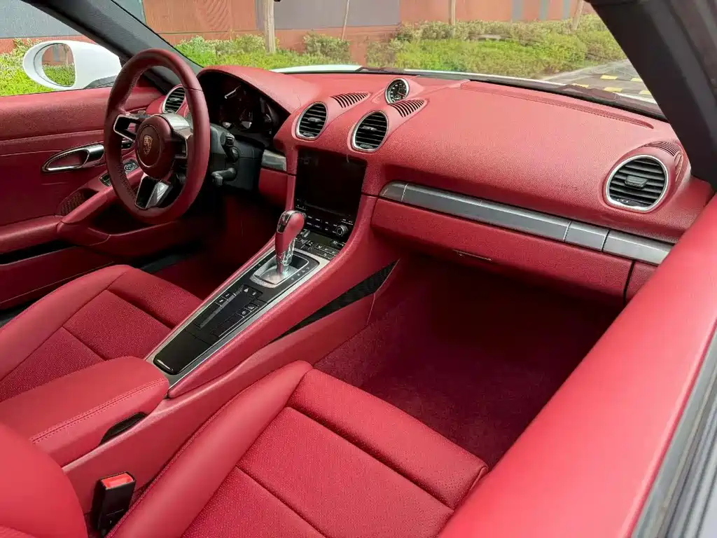 Porsche 718 2018 Boxster 2.0T